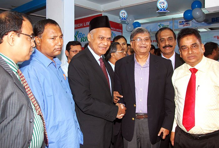 DHAKA-BANK-SECURITIES-PARTICIPATED-CSE-INTERNET-TRADE-FAIR-2014